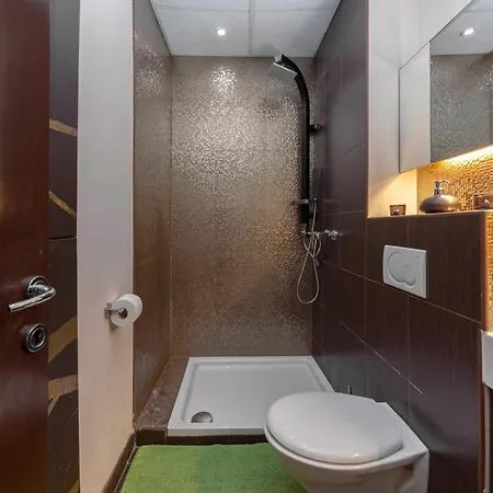 Apartma Relax Gaja - In The Beautiful In The World شقة *